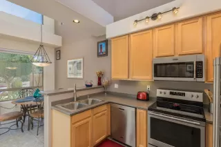 Photo #3: 5987221 Listing