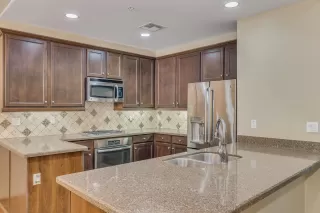 Photo #3: 5987367 Listing 