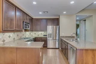 Photo #4: 5987367 Listing 