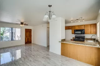 Photo #4: 5987379 Listing 