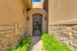 Photo #2: 5987738 Listing