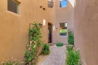 Photo #3: 5987738 Listing