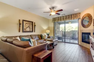 Photo #5: 5987738 Listing