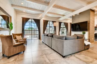 Photo #1: 5987799 Listing