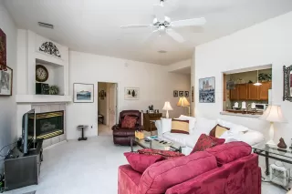 Photo #2: 5987832 Listing