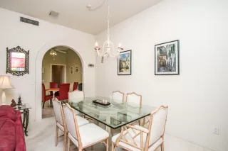 Photo #4: 5987832 Listing