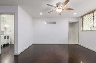 Photo #5: 5987929 Listing