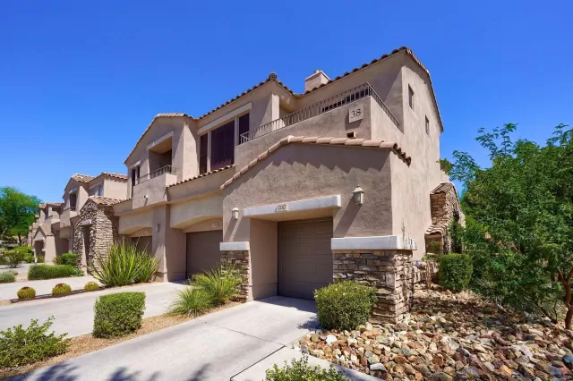 MLS: 5988530 Condo For Sale