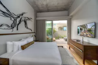 Photo #5: 5988732 Listing