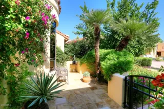 Photo #1: 5988858 Listing 
