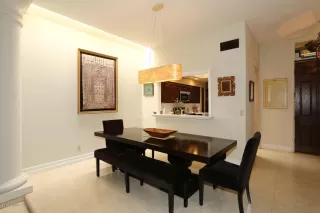 Photo #6: 5988858 Listing 