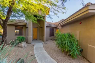 Photo #1: 5989779 Listing 