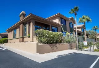 Photo #2: 5989808 Listing