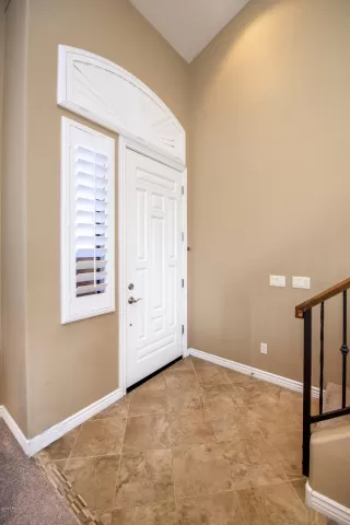 Photo #4: 5989808 Listing