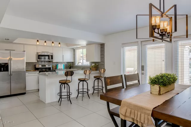 MLS: 5990882 Condo For Sale