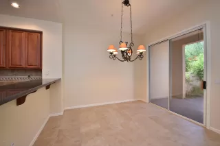 Photo #6: 5991475 Listing