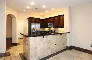 Photo #5: 5991568 Listing