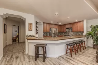 Photo #6: 5991986 Listing 