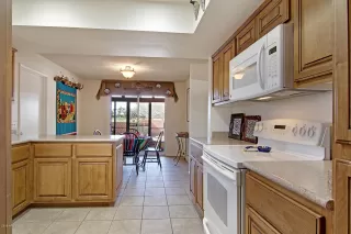 Photo #6: 5992468 Listing