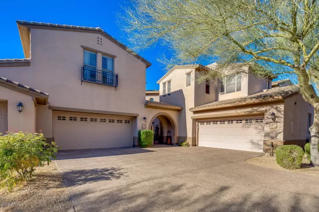 MLS: 5993462 Condo For Sale