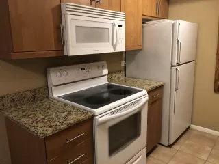 Photo #5: 5994471 Listing