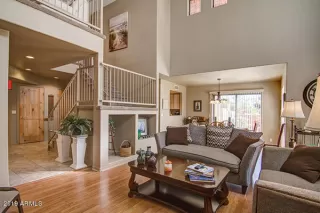 Photo #2: 5996453 Listing