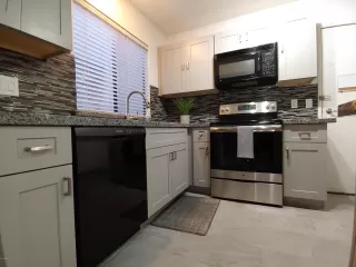Photo #1: 5996600 Listing 