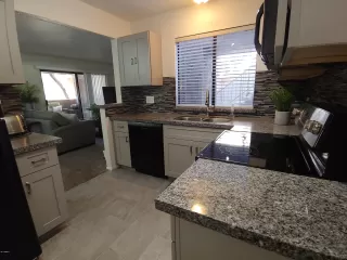 Photo #3: 5996600 Listing 