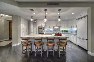 Photo #6: 5996795 Listing