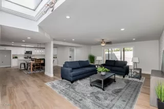 Photo #3: 5997630 Listing 