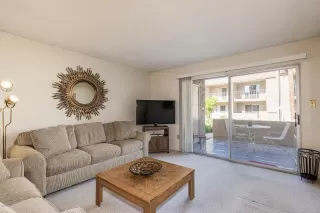 Photo #4: 5997924 Listing