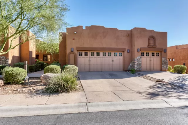 MLS: 5998368 Condo For Sale