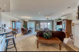 Photo #4: 5998368 Listing 