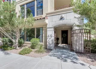 Photo #1: 5998572 Listing