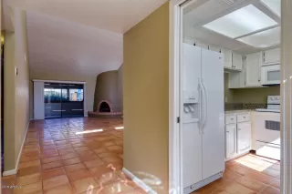 Photo #5: 5998906 Listing 