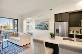 Photo #1: 5998908 Listing