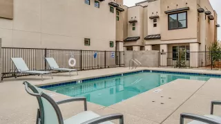 Photo #3: 5999057 Listing