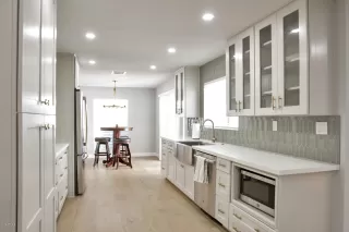 Photo #5: 5999203 Listing