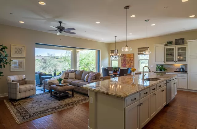 MLS: 5999388 Condo For Sale