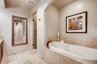 Photo #3: 5999656 Listing