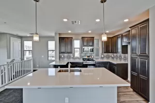 Photo #5: 6000511 Listing