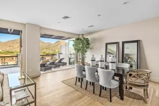 Photo #6: 6000743 Listing