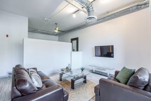 MLS: 6000892 Condo For Sale