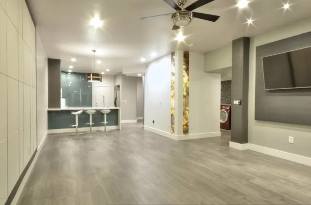 MLS: 6001168 Condo For Sale