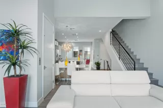 Photo #5: 6001409 Listing