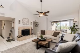 Photo #3: 6001950 Listing