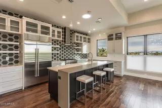 Photo #1: 6002594 Listing