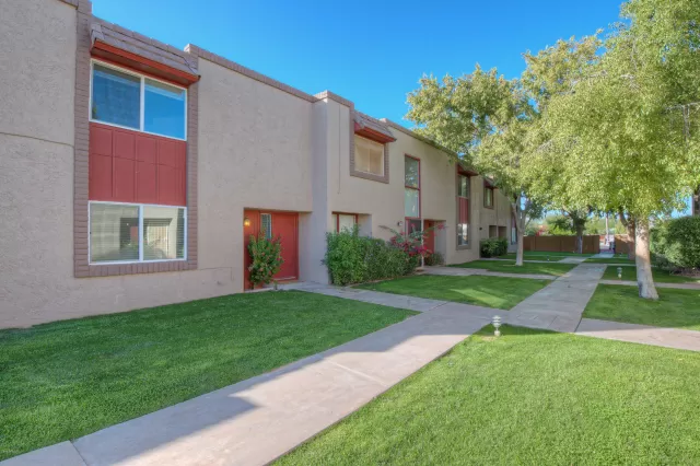MLS: 6002658 Condo For Sale