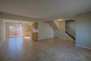 Photo #5: 6002658 Listing