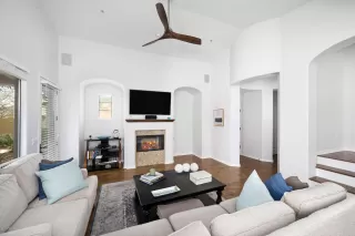 Photo #2: 6003513 Listing 